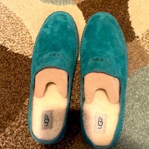 UGG suede green slippers NEW